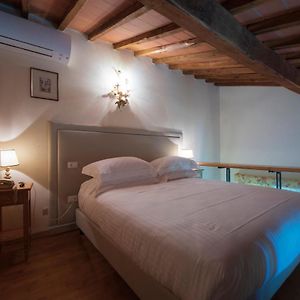 Camera tripla superior in edificio annesso